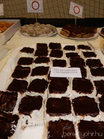 Lisztérzékenyek jótékonysági bálja 17